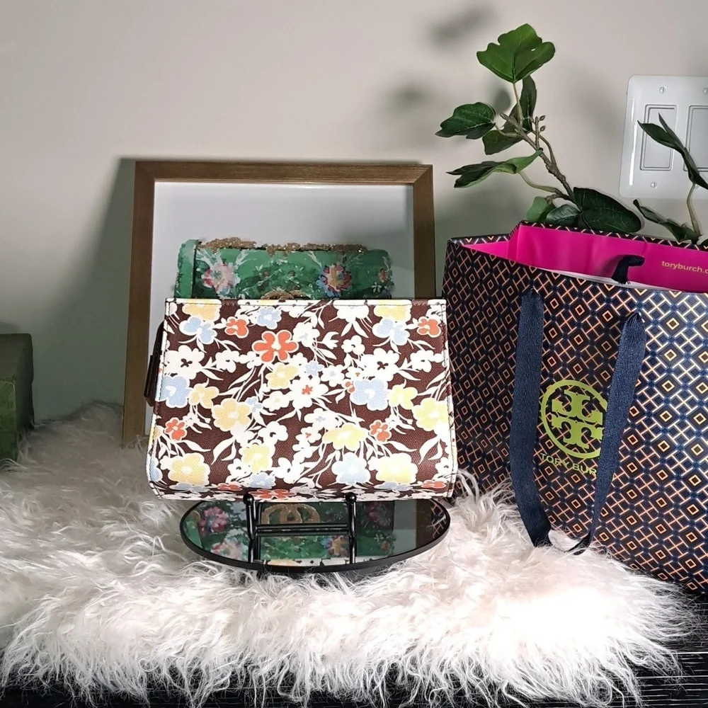 Tory Burch NWOTs Kerrington Reverie Cosmetic Pouch